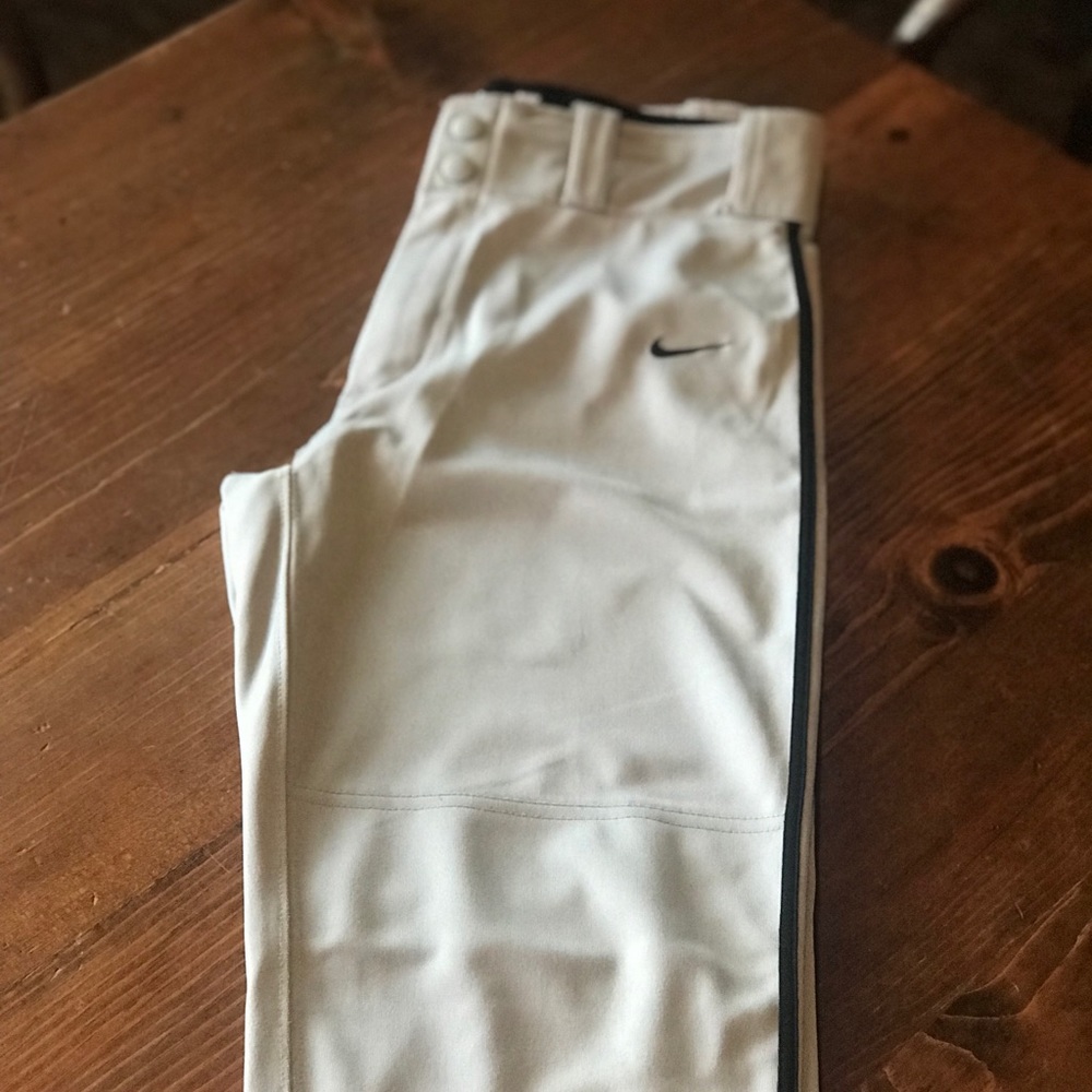 Boys medium Nike DRI-FIT baseball pants